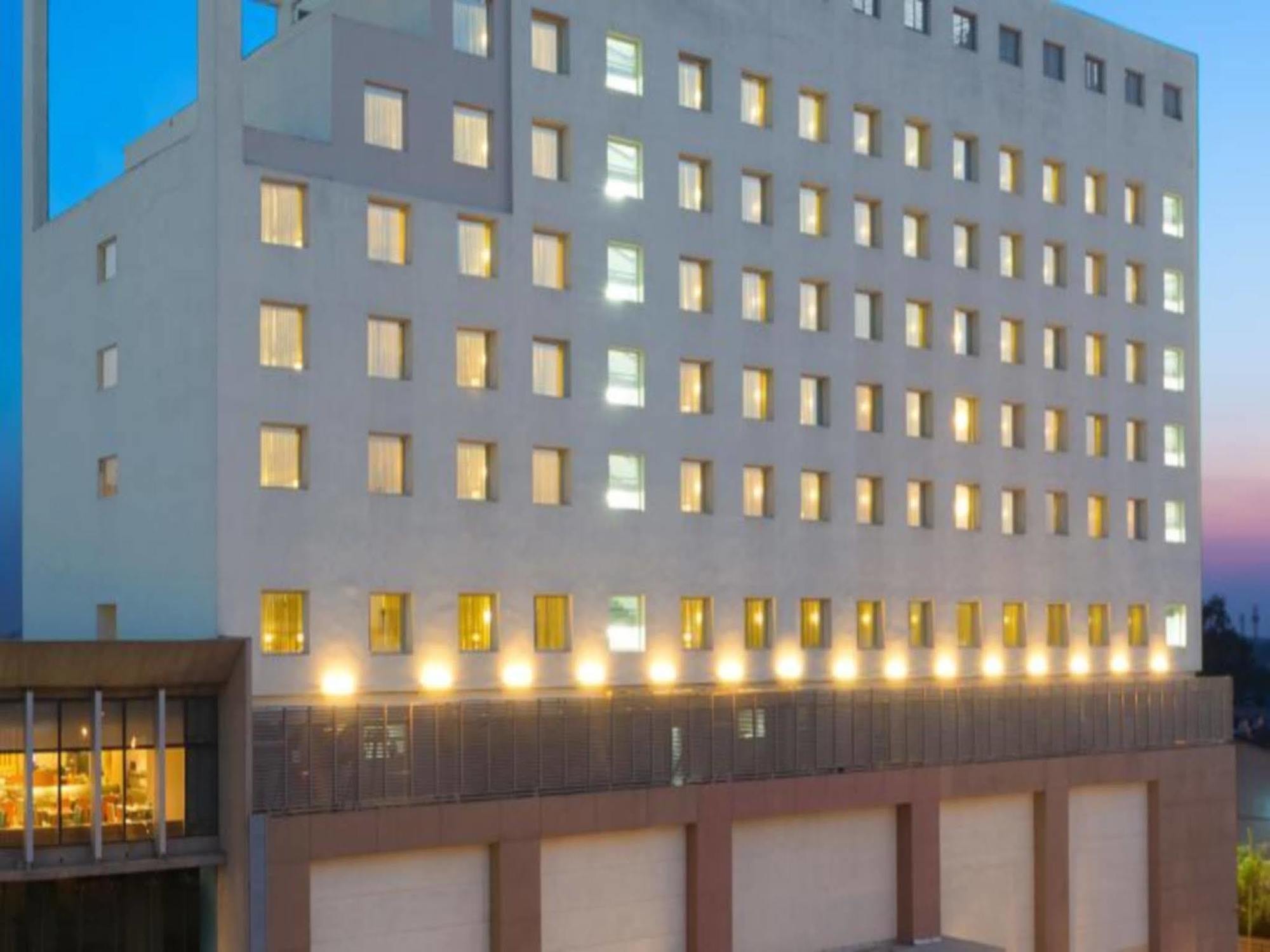 Fairfield By Marriott Bengaluru Rajajinagar Ξενοδοχείο Εξωτερικό φωτογραφία
